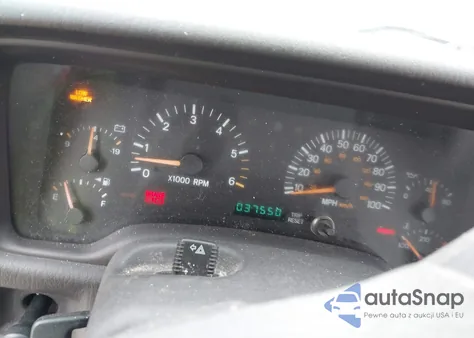 2000 Jeep Cherokee Sport z USA, uszkodzony, nr VIN 1J4FF47S3YL191778